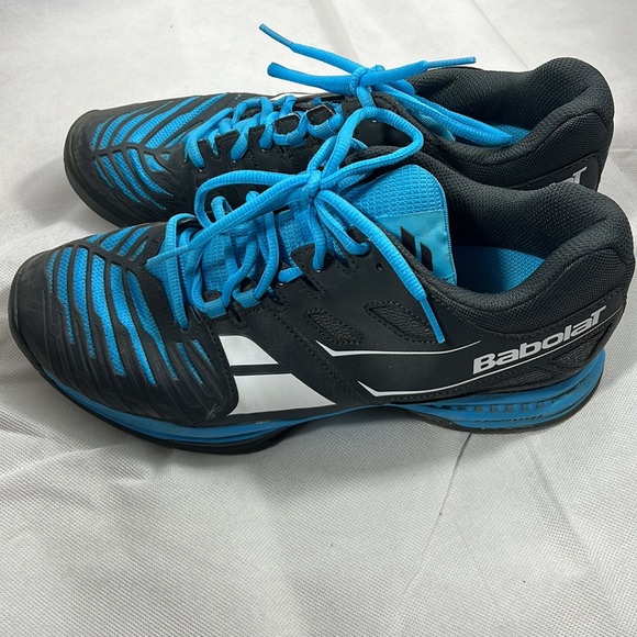 Babolat Tennis shoes size 9 in excellent used condition color blue and black - Picture 2 of 4